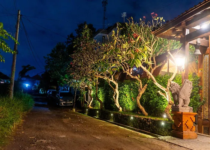 Puri Sekar Bali ゲストハウス 3*